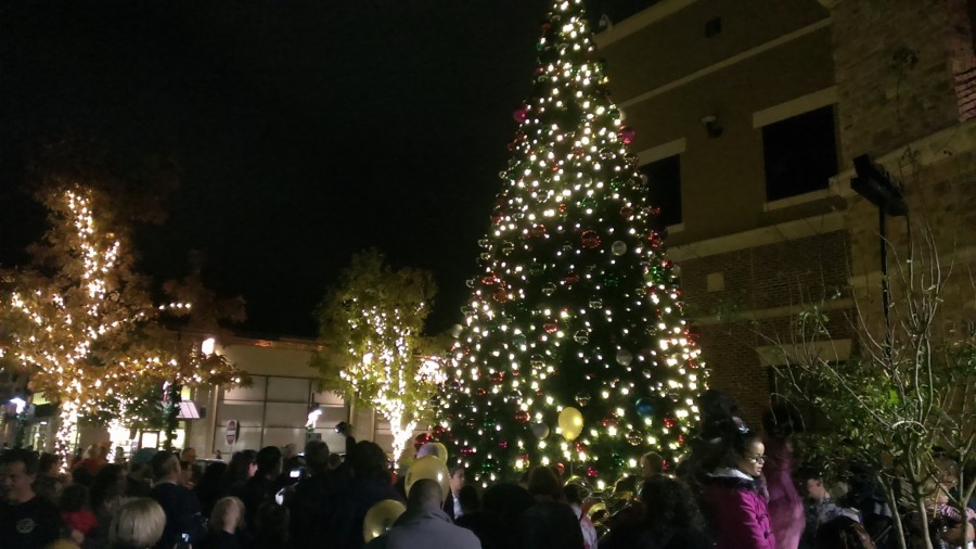 Christmas Tree Lighting at Hill Country Galleria